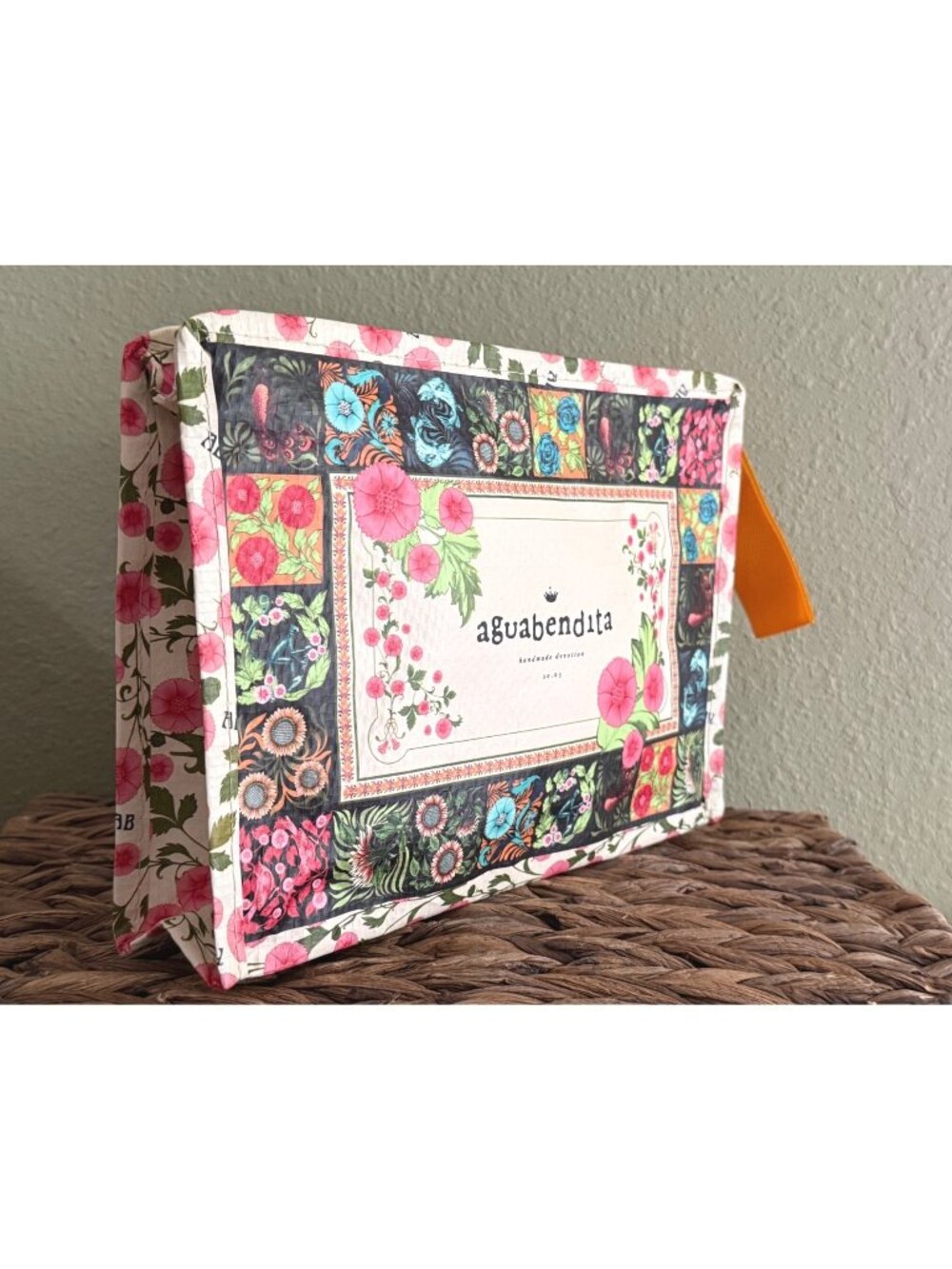 Agua Bendita Swimsuit Pouch cosmetic Bag Makeup Toiletries Plastic Zip Top 8 x 1